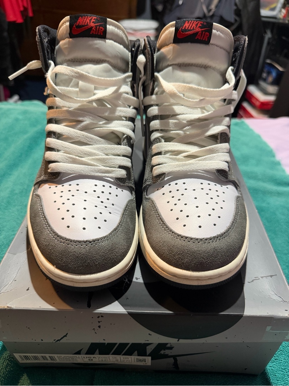 Air Jordan 1 Retro High OG in White and Gray